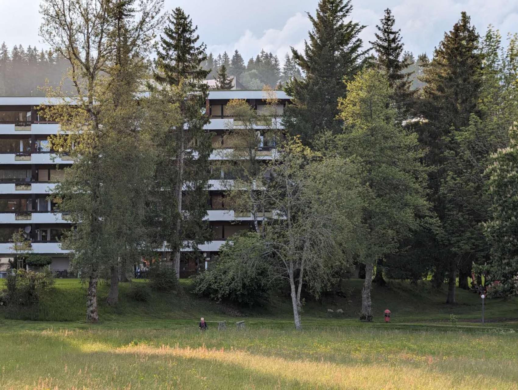 Ferienwohnung Schoene Wohnung 2D-Gebaeude Mit Mini-Garten Schönwalde エクステリア 写真