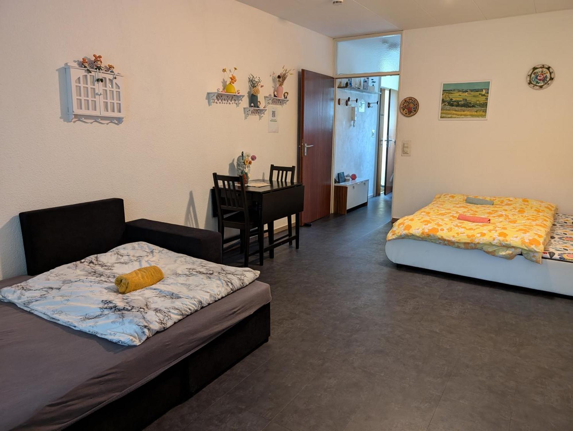 Ferienwohnung Schoene Wohnung 2D-Gebaeude Mit Mini-Garten Schönwalde エクステリア 写真